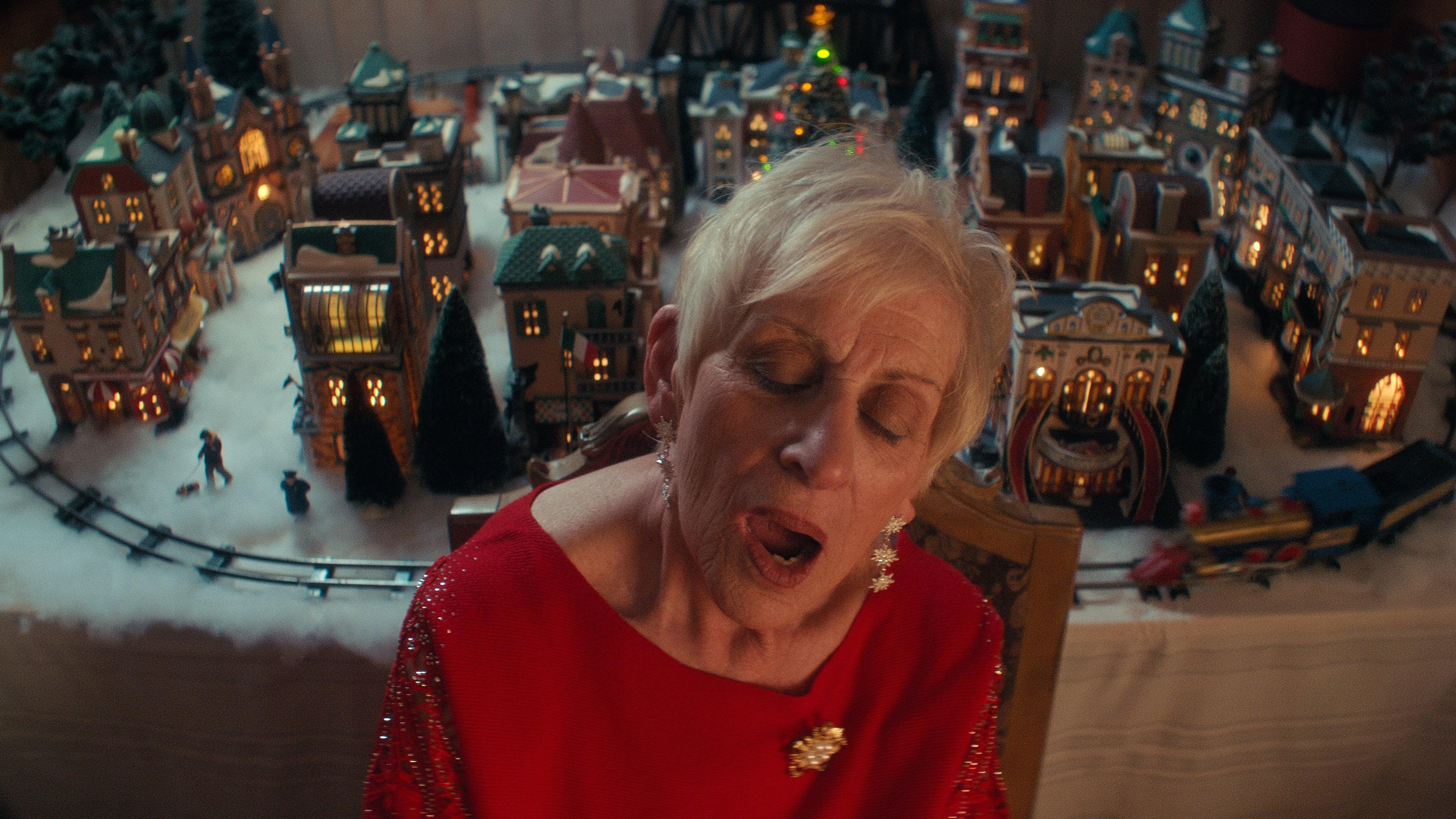 Christmas Eve in Miller’s Point Preview